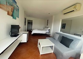 Swiss Villas Panoramic – Hillside Beach View