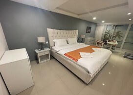 Swiss Villas Panoramic – Hillside Beach View