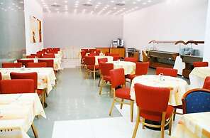 Hotel Tristar