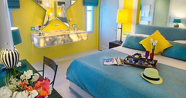 Marge Hotel