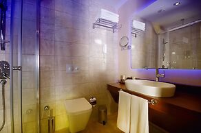 Elite Hotel Darica