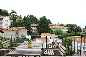 Büyükada Apart Hotel - Karadağ Apart