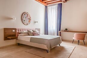 Grand Master Suites