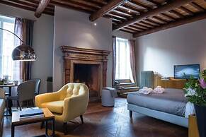 Grand Master Suites