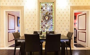 Grand Master Suites