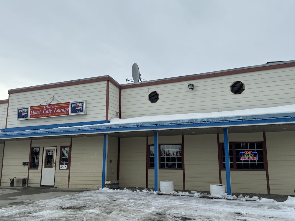 Ida's Motel & Restaurant
