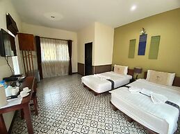 Park & Pool Resort