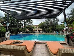 Park & Pool Resort