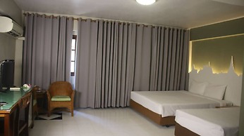 Sun Hotel