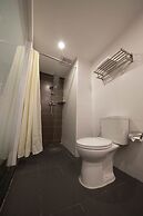 Chiang Roi 7 Days Inn