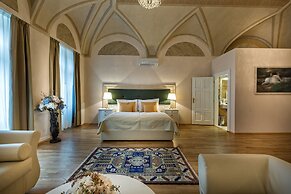 Little King Hotel U Malvaze