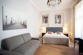 Little King Hotel U Malvaze