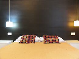 Dea Roma Inn
