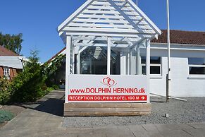 Dolphin Hotel Annex