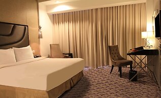 Nemuru Grand Bellevue Radio Dalam