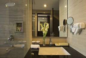Nemuru Grand Bellevue Radio Dalam