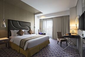 Nemuru Grand Bellevue Radio Dalam