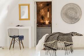 Gaia Suites