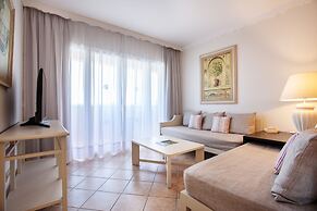 Grupotel Macarella Suites & Spa