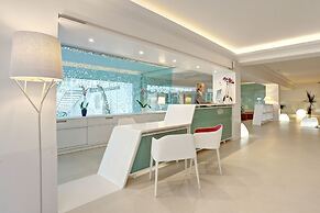 Grupotel Ibiza Beach Resort - Adults Only