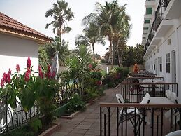 Riyan Apartments