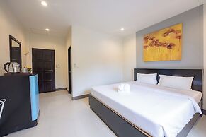 Baan Yuyen Karon Guesthouse