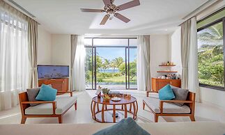Cam Ranh Riviera Beach Resort & Spa