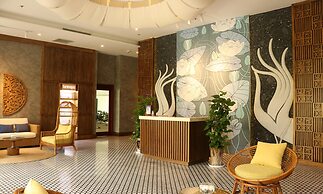 Cam Ranh Riviera Beach Resort & Spa