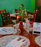 Tinhat Boutique Hotel and Restaurant