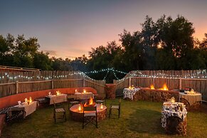 Zebras Crossing Lodge