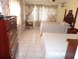 Villa Donna Inn