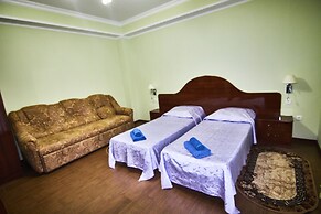 David Hotel