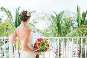 Courtyard by Marriott Faro Blanco Resort, Marathon Florida Keys