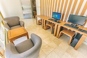 FoungJia Hotel