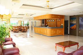 FoungJia Hotel