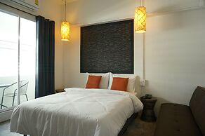 Walking Street Residence