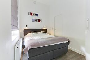 Hotel Oranjestaete