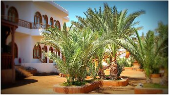 Shams Hotel & Dive Centre