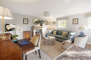 Tucking Mill View