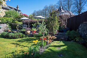 Leven House