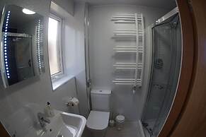 Karrawa Guest House