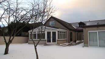 Karrawa Guest House
