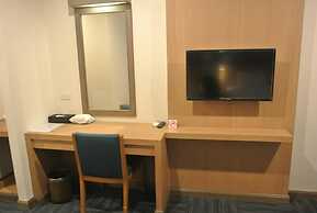 S Tara Grand Hotel