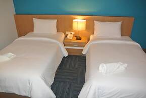 S Tara Grand Hotel