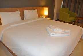 S Tara Grand Hotel