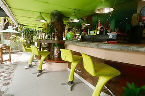 Momento Resort