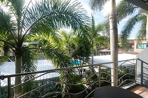 Momento Resort