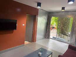 Momento Resort