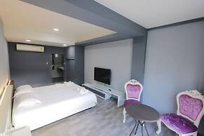 Momento Resort