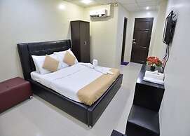 Amax Inn Makati II